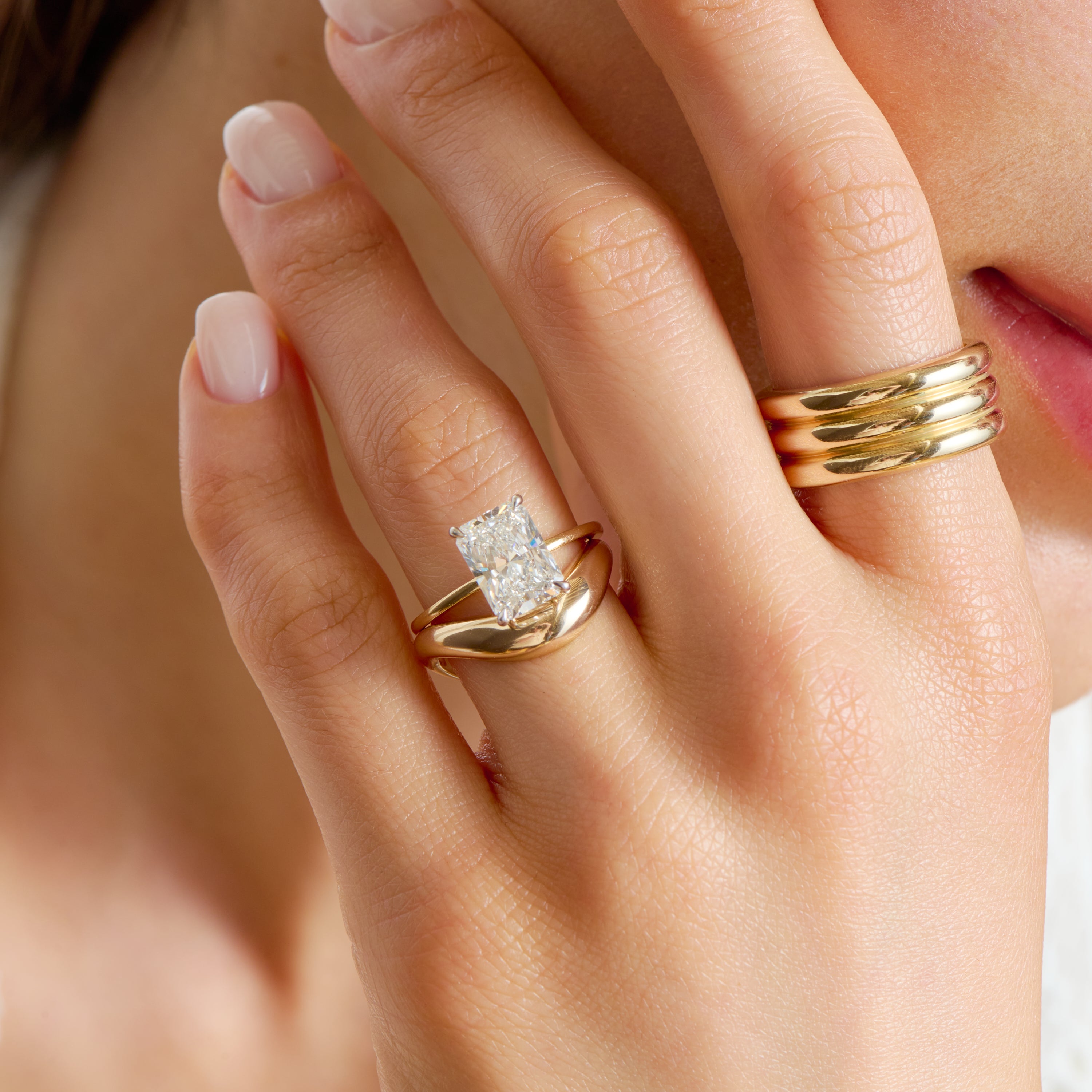 Yellow gold wedding band for her hotsell